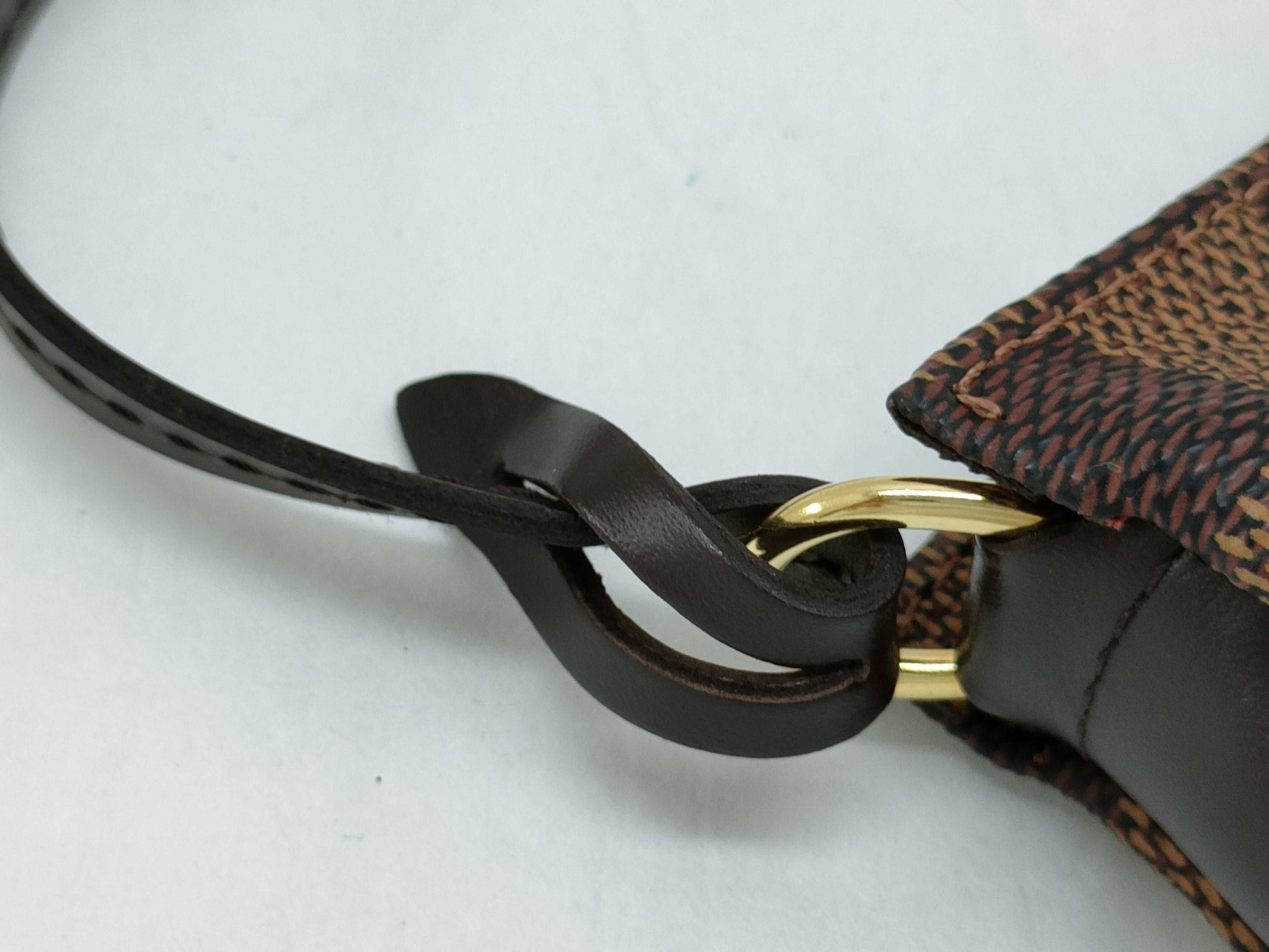 LOUIS VUITTON Damier Louis Vuitton Accessoires Damier Handbag