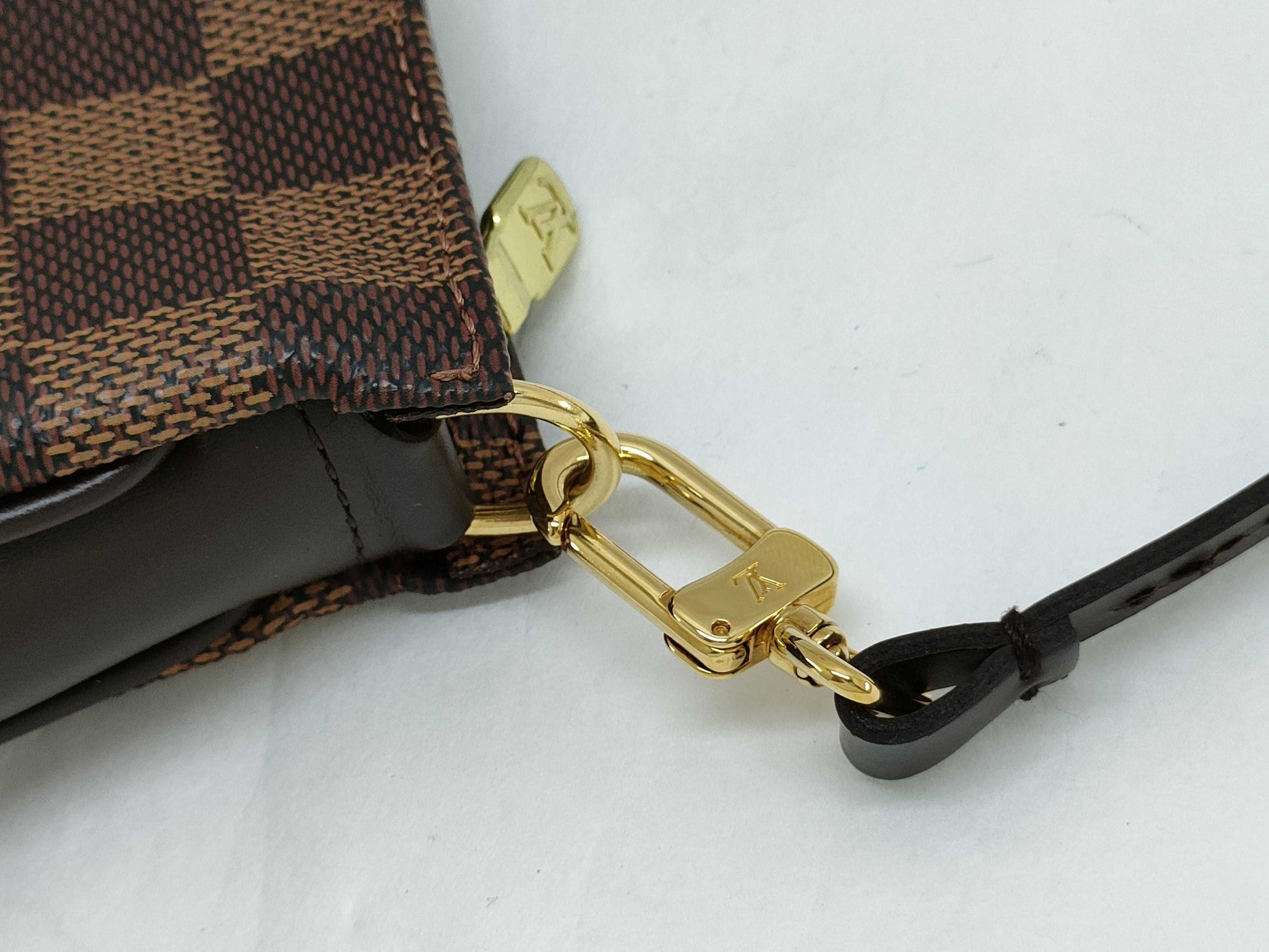 LOUIS VUITTON Damier Louis Vuitton Accessoires Damier Handbag