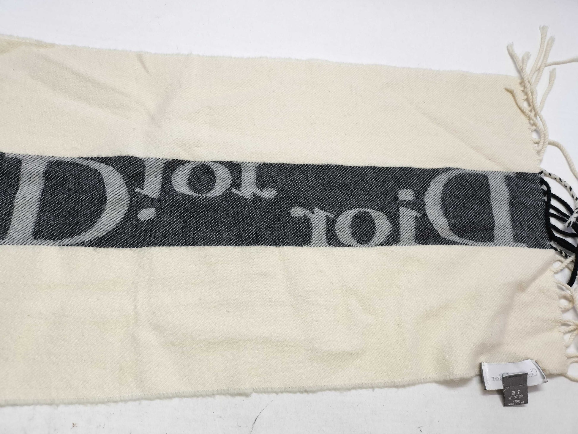 Dior logo scarf