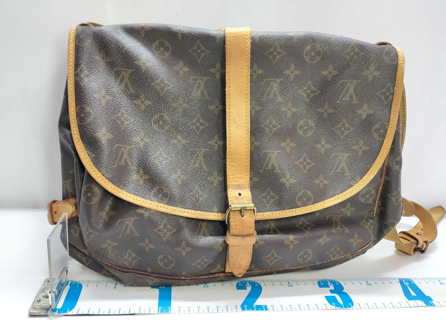 LOUIS VUITTON Monogram Saumur 35 Shoulder Bag