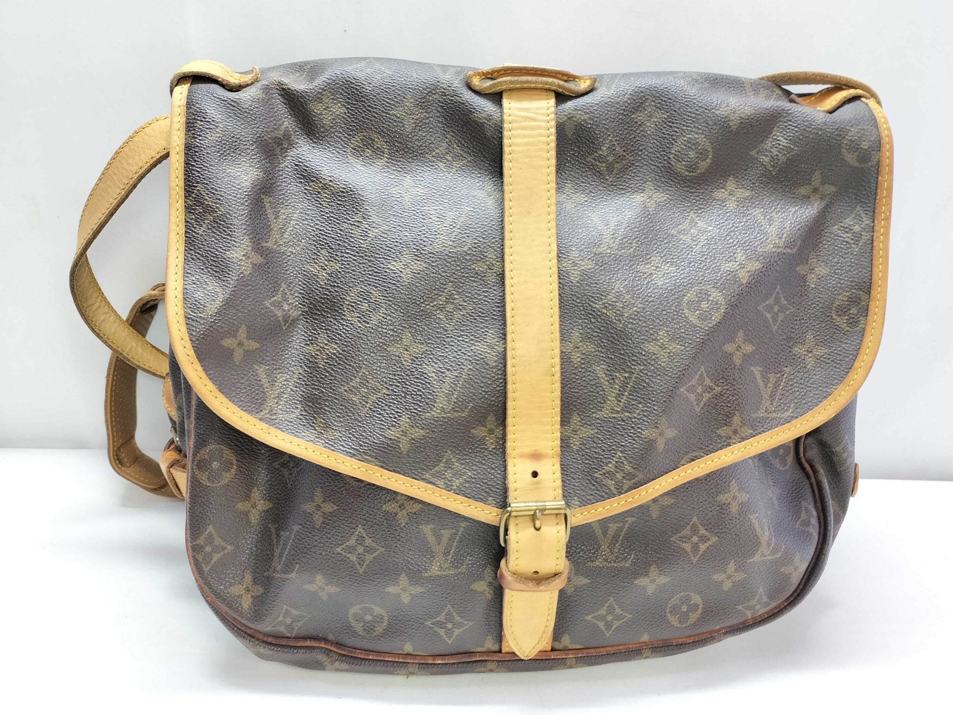 LOUIS VUITTON Monogram Saumur 35 Shoulder Bag