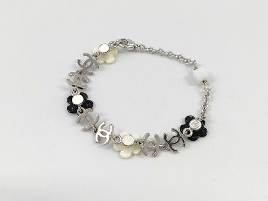 CHANEL Coco Mark Silver Camellia Bracelet/Bangle