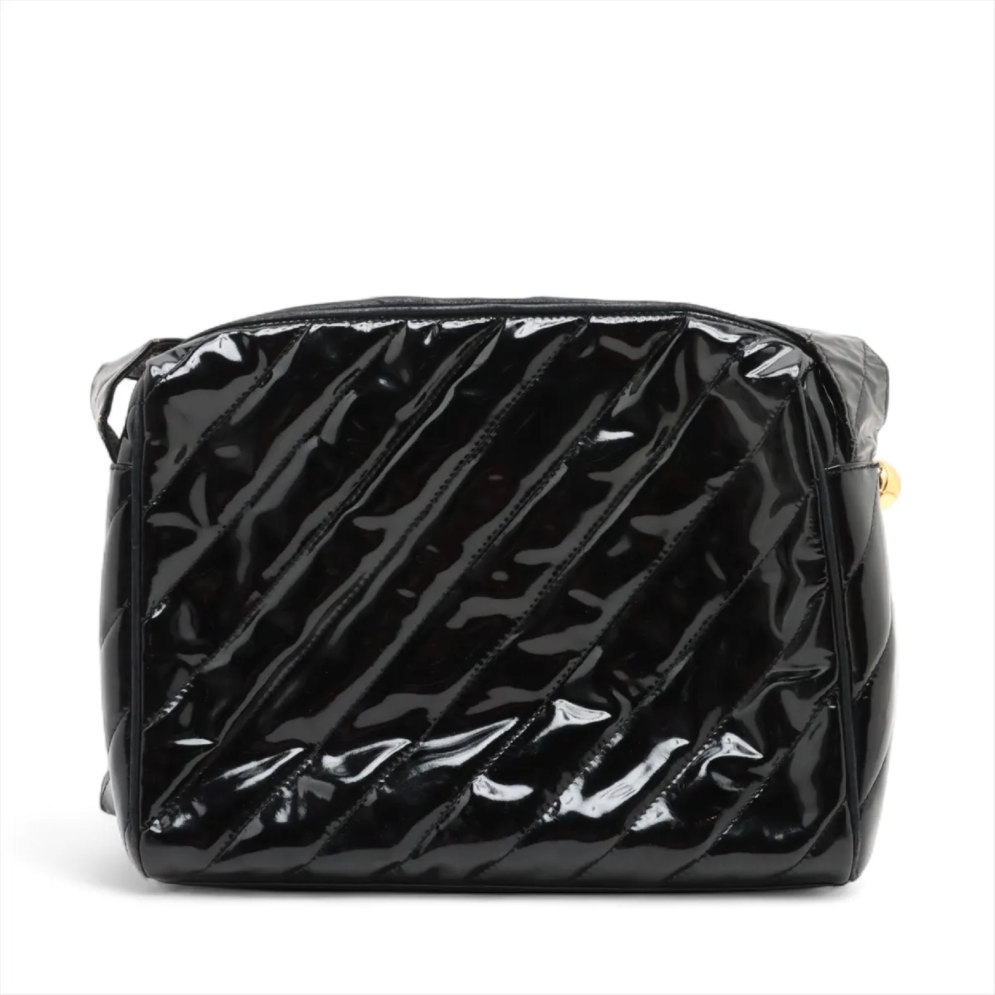 CHANEL bias stitch patent leather shoulder bag