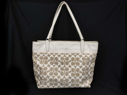COACH Signature Coach Signature Tote Bag
