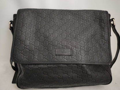 GUCCI Guccissima Leather Shoulder Bag with GG Pattern and Logo, 223665