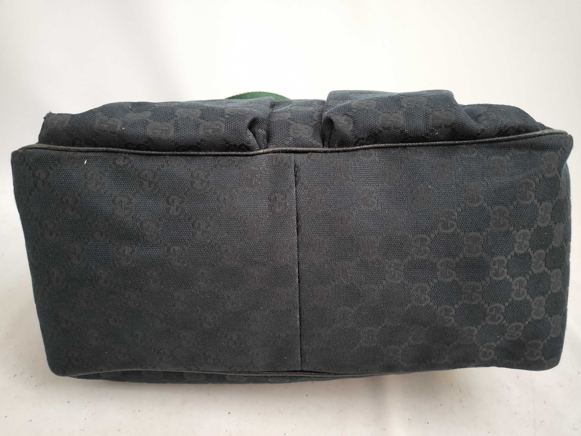 GUCCI GG Canvas Handbag Tote Bag with GG Pattern, Sherry Line, and Logo 161836