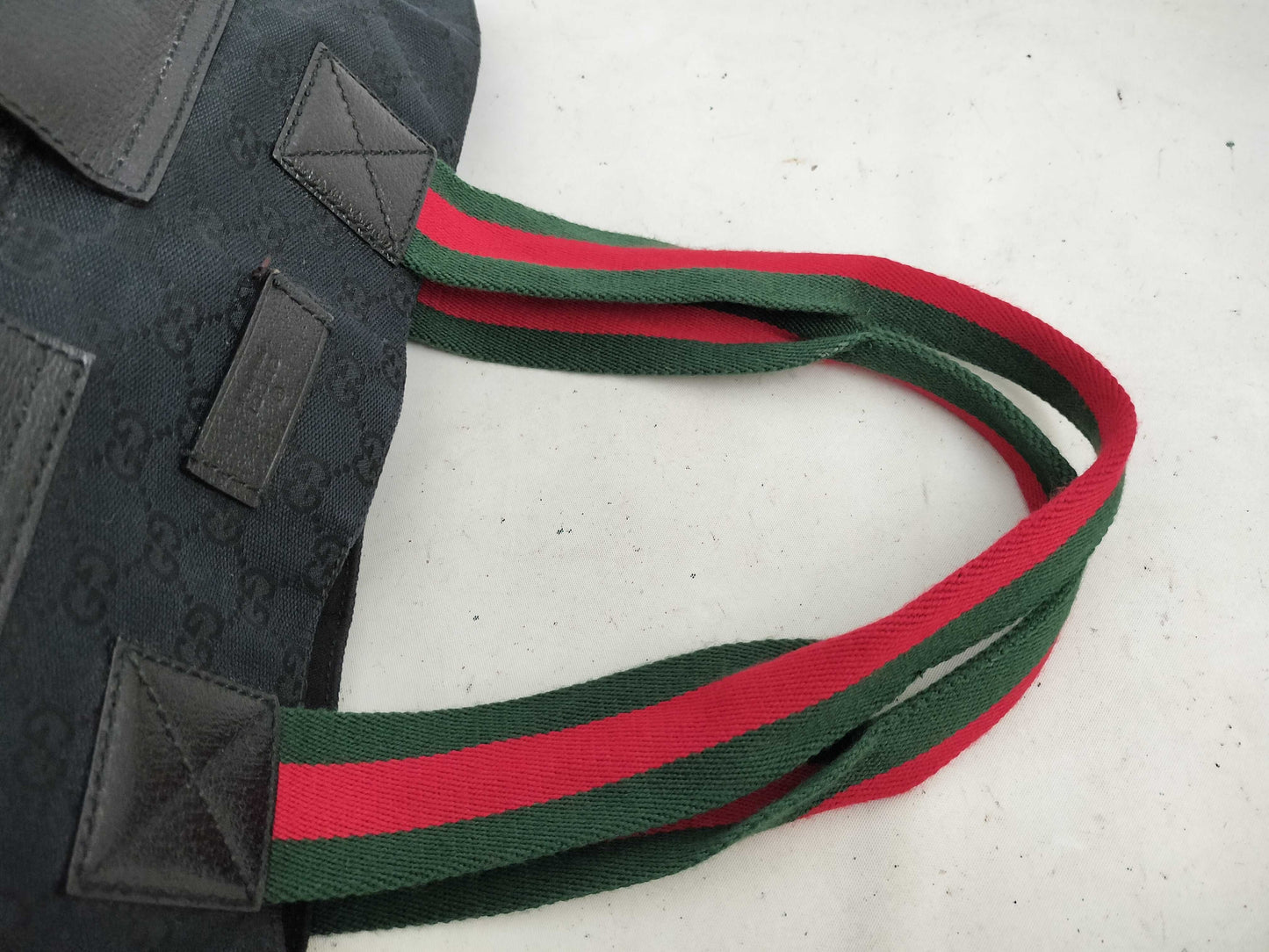 GUCCI GG Canvas Handbag Tote Bag with GG Pattern, Sherry Line, and Logo 161836