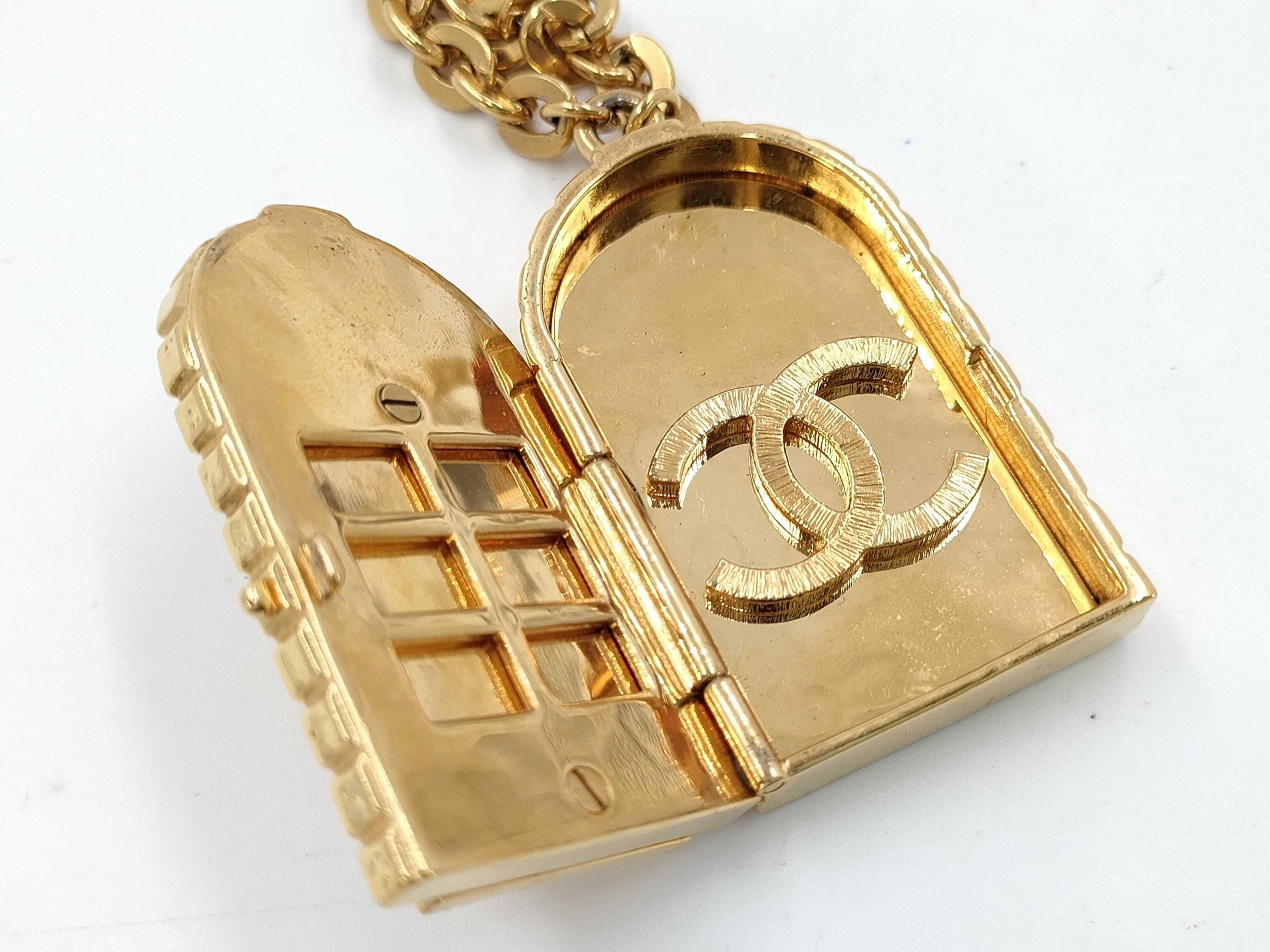 CHANEL CHANEL Necklace AB8654 Door Motif Cambon Coco Mark B22A Necklace