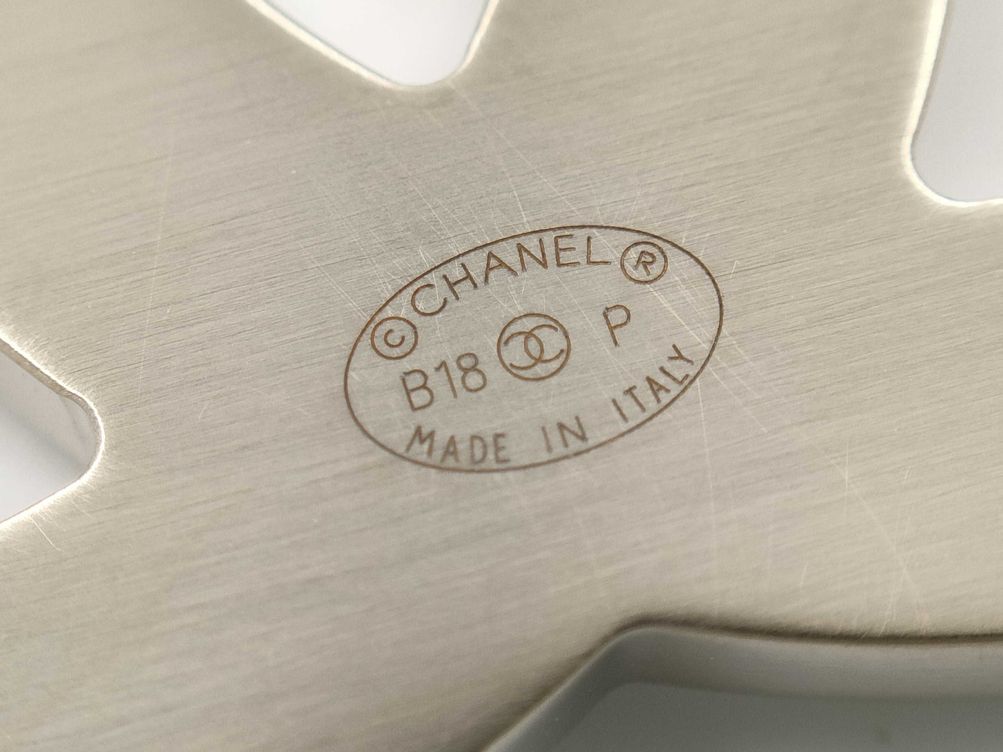 CHANEL CHANEL Brooch Coco Mark Pearl Champagne Gold B18P Brooch