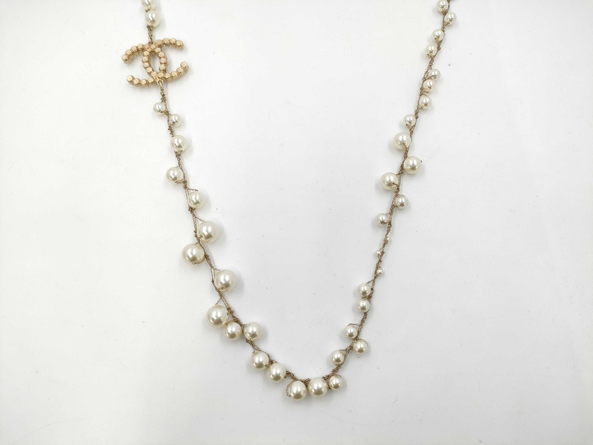 CHANEL A18S Pearl Coco Mark Gold Necklace