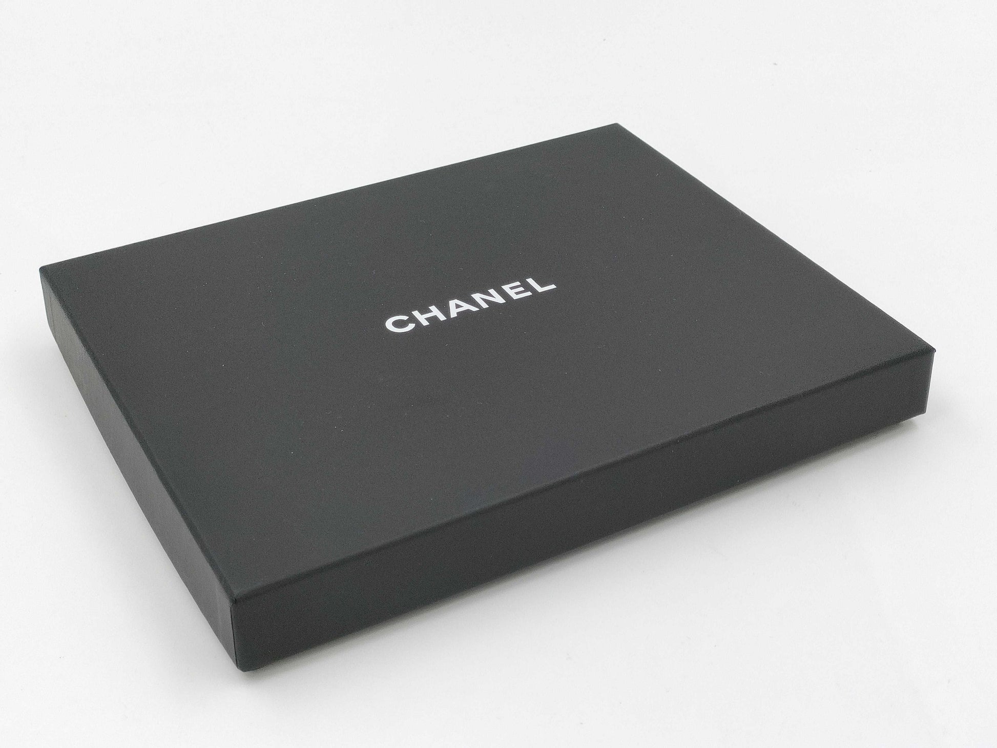 CHANEL A18S Pearl Coco Mark Gold Necklace