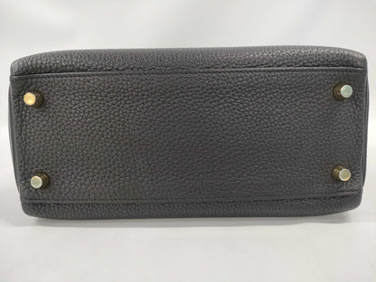 HERMES Kelly 25 Black Handbag with G Hardware and Z Stamp