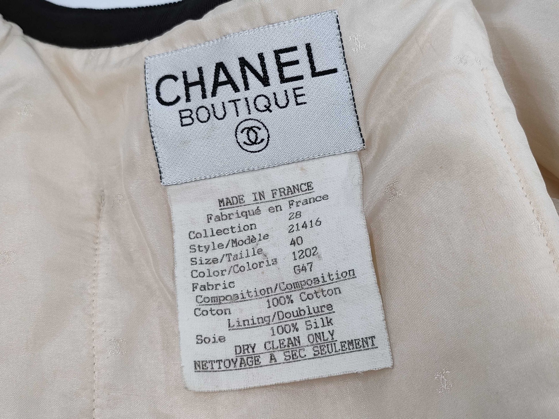 CHANEL 1992 CHANEL RUNWAY PILE JACKET 40 Jacket