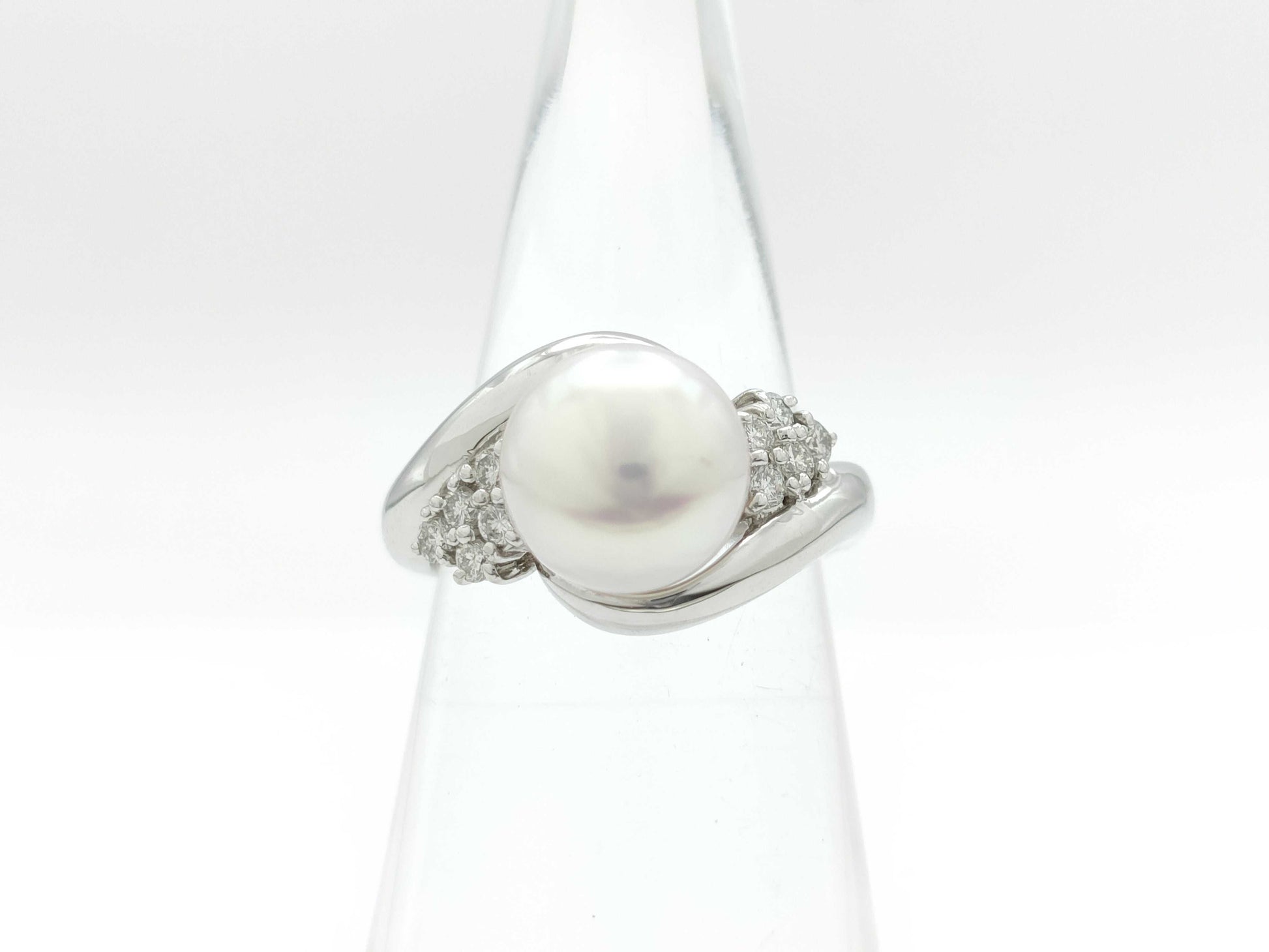 Pearl Ring, Diameter: Approx. 8.6mm, D0.20ct, Pt900, 5.8g 