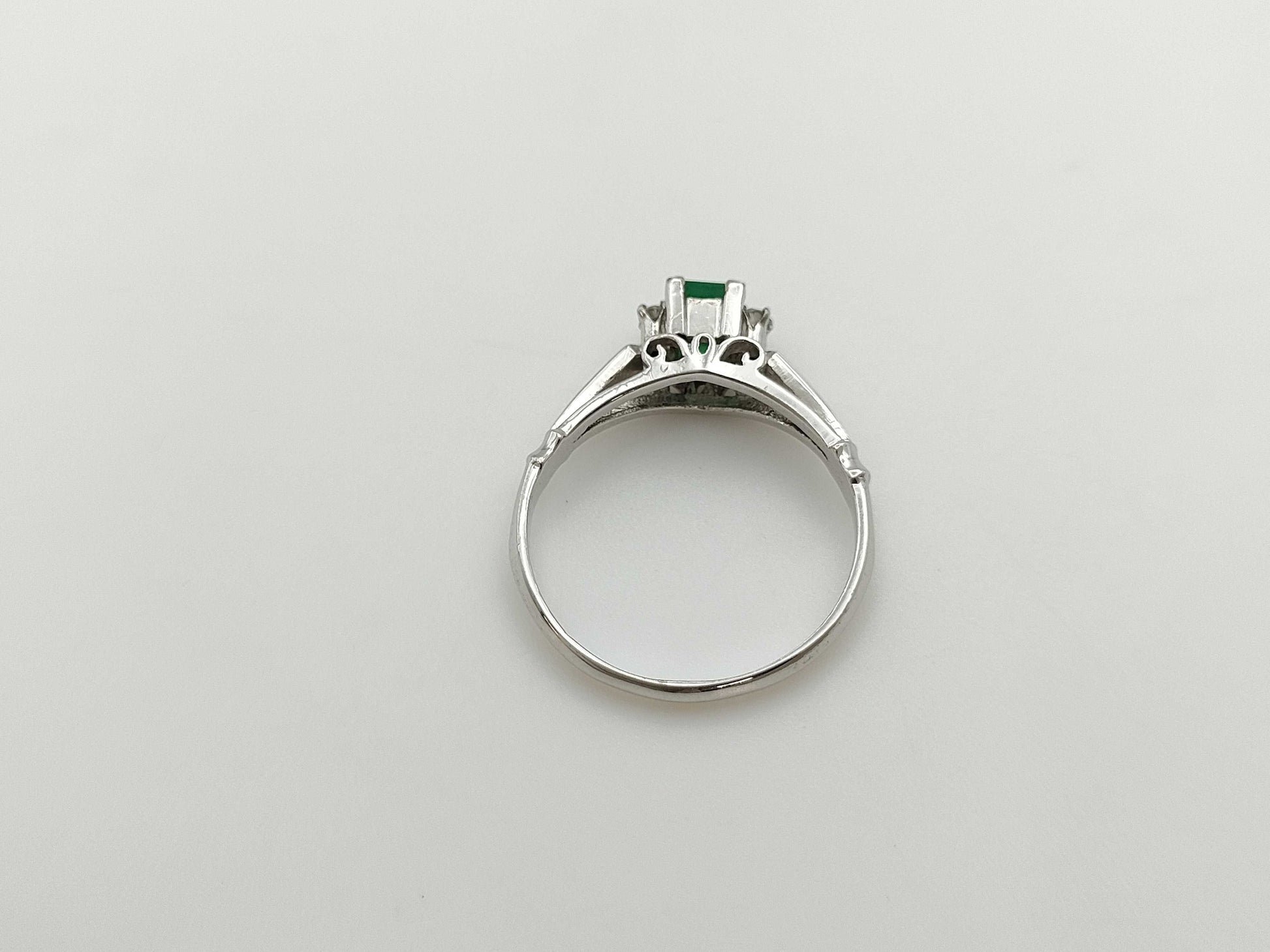 Emerald and Diamond K14WG 1.7g Ring 