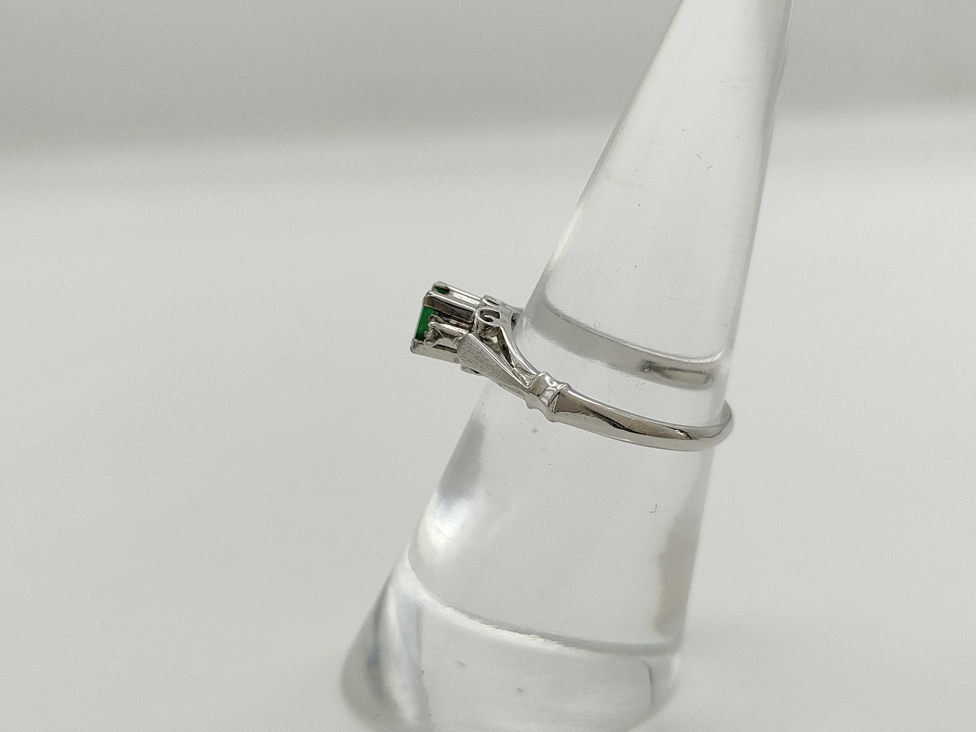 Emerald and Diamond K14WG 1.7g Ring 
