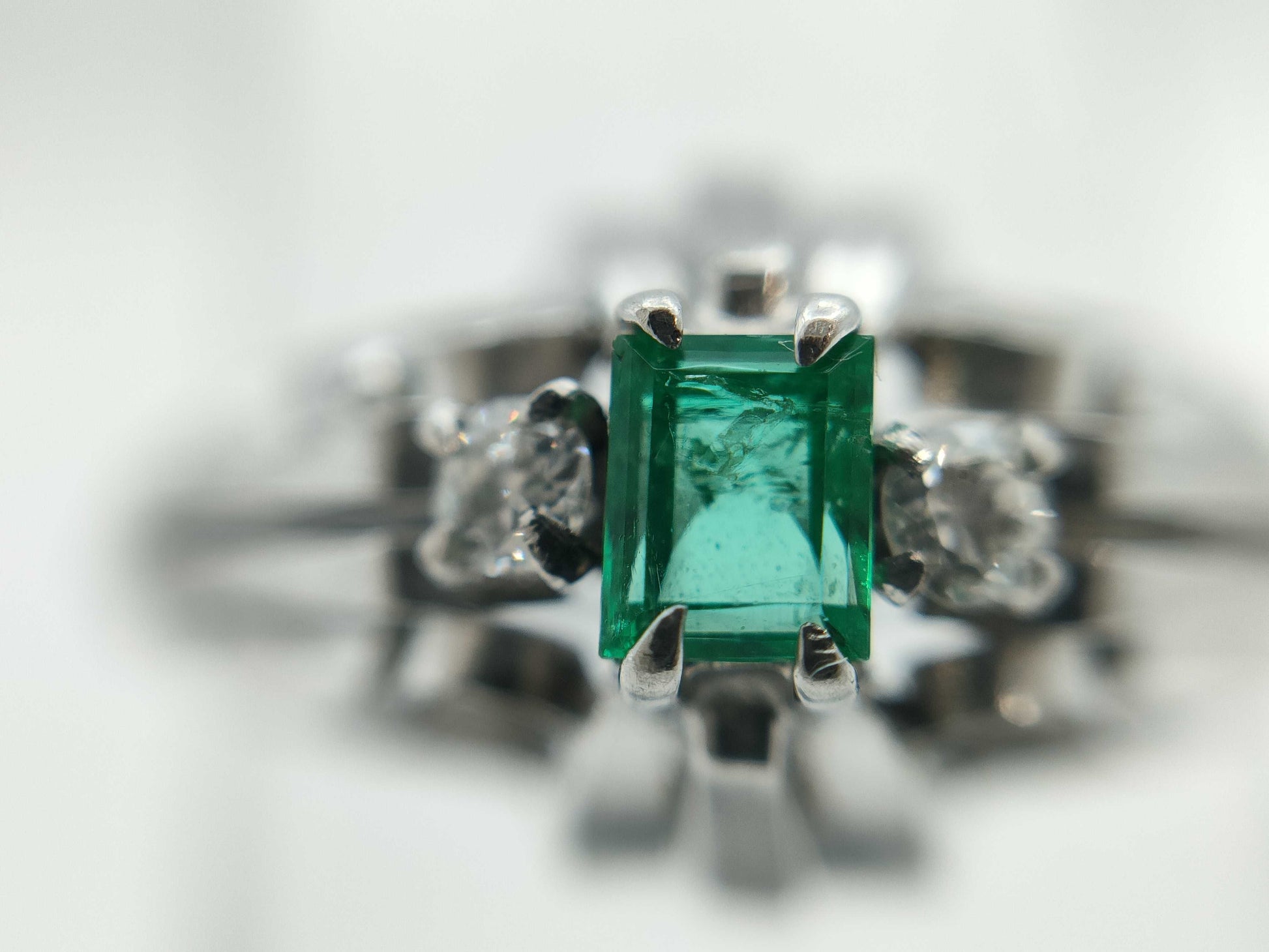 Colored Stone, Transparent Stone, Pt900, 4.2g Ring 