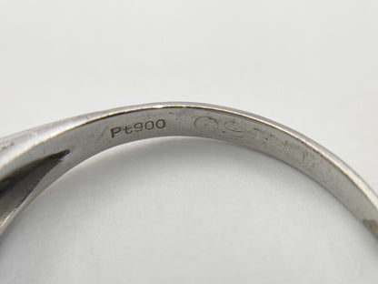 Sapphire and Diamond Pt900 4.1g Ring 