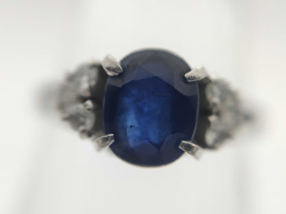 Sapphire and Diamond Pt900 4.1g Ring 