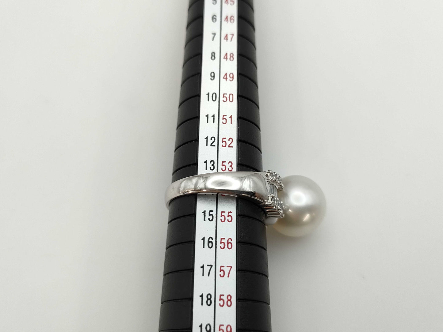 Pearl, Diameter: Approx. 11.8mm, DD.62ct, Pt900, 8.5g, Ring 
