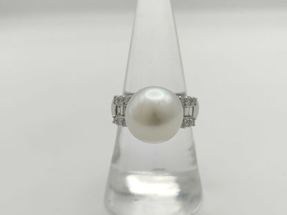 Pearl, Diameter: Approx. 11.8mm, DD.62ct, Pt900, 8.5g, Ring 