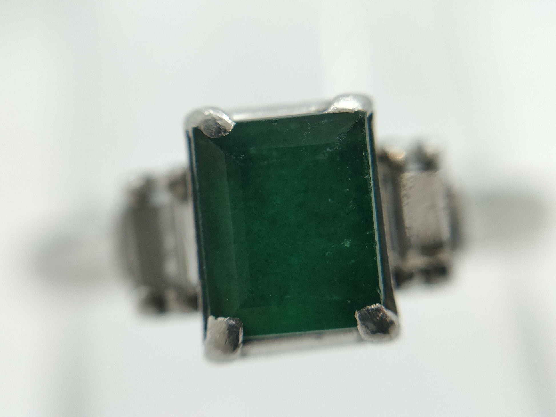 E0.40ct D0.18ct Pm850 3.1g Ring 