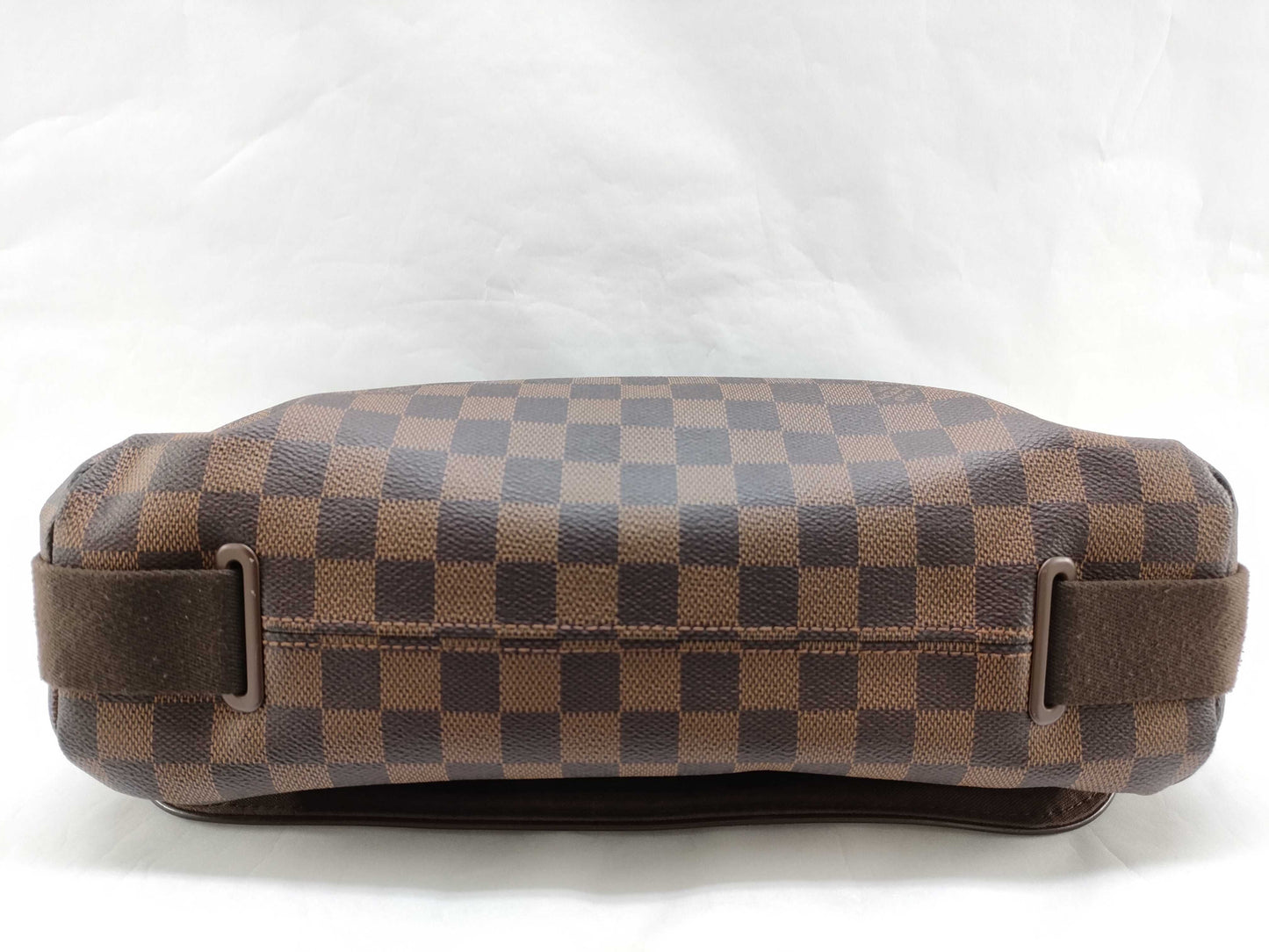 LOUIS VUITTON Damier LOUIS VUITTON Brooklyn Shoulder Bag
