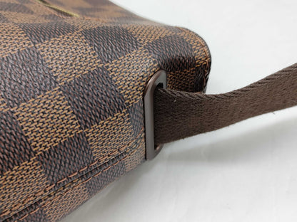 LOUIS VUITTON Damier LOUIS VUITTON Brooklyn Shoulder Bag