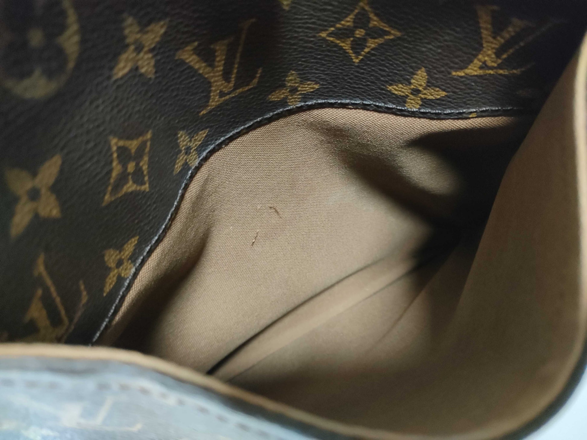 LOUIS VUITTON RFID Unverified CA3015 Monogram LOUIS VUITTON Oden Shoulder Bag