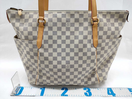 LOUIS VUITTON Damier Azur LOUIS VUITTON Totally Tote Bag