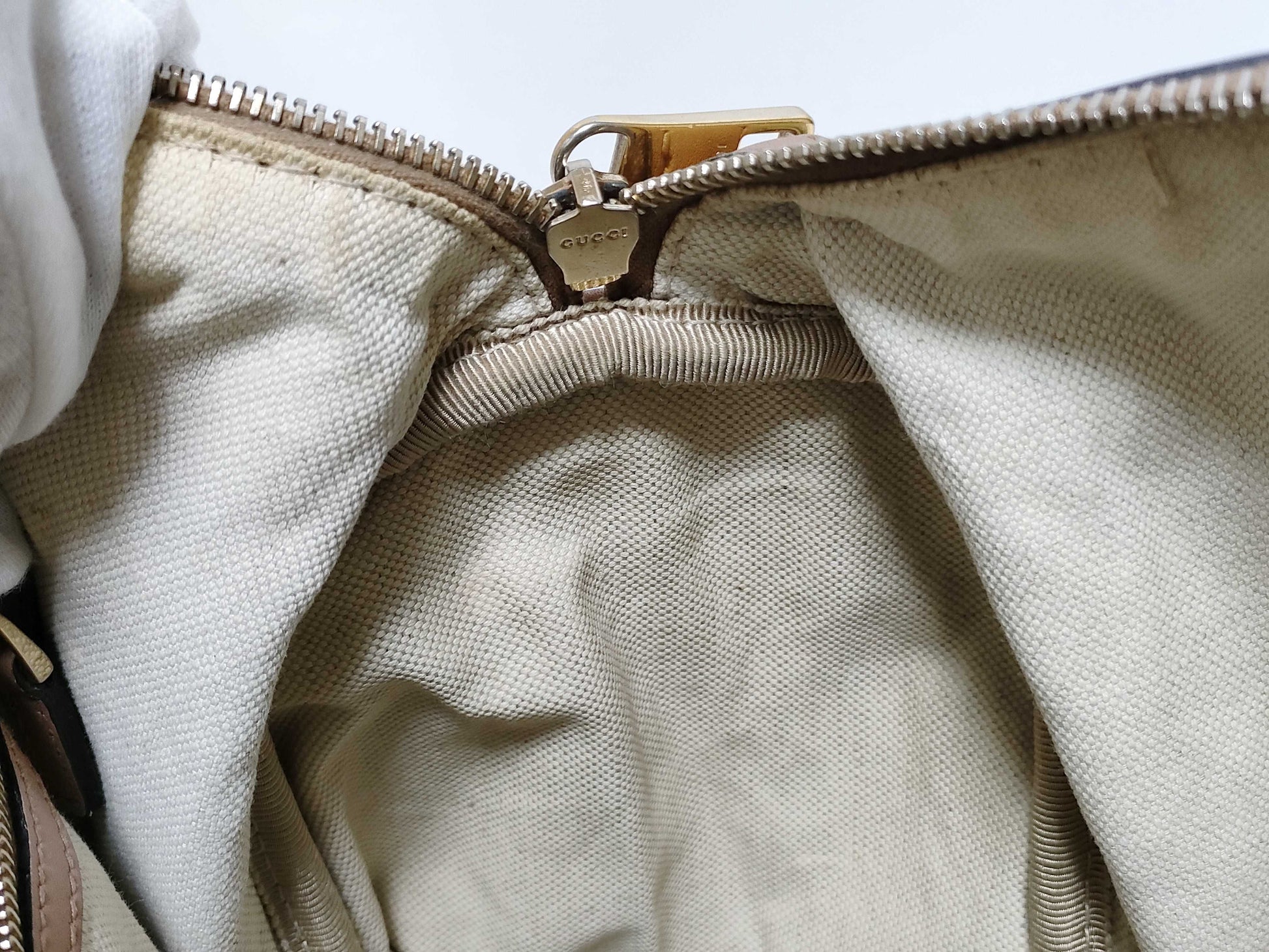 GUCCI GG Canvas GUCCI Boston Pink Handbag