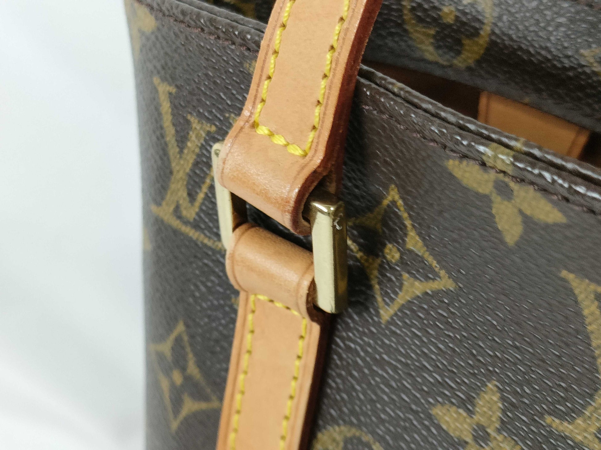 LOUIS VUITTON Monogram Vuitton Vavin PM Monogram Handbag Tote Bag