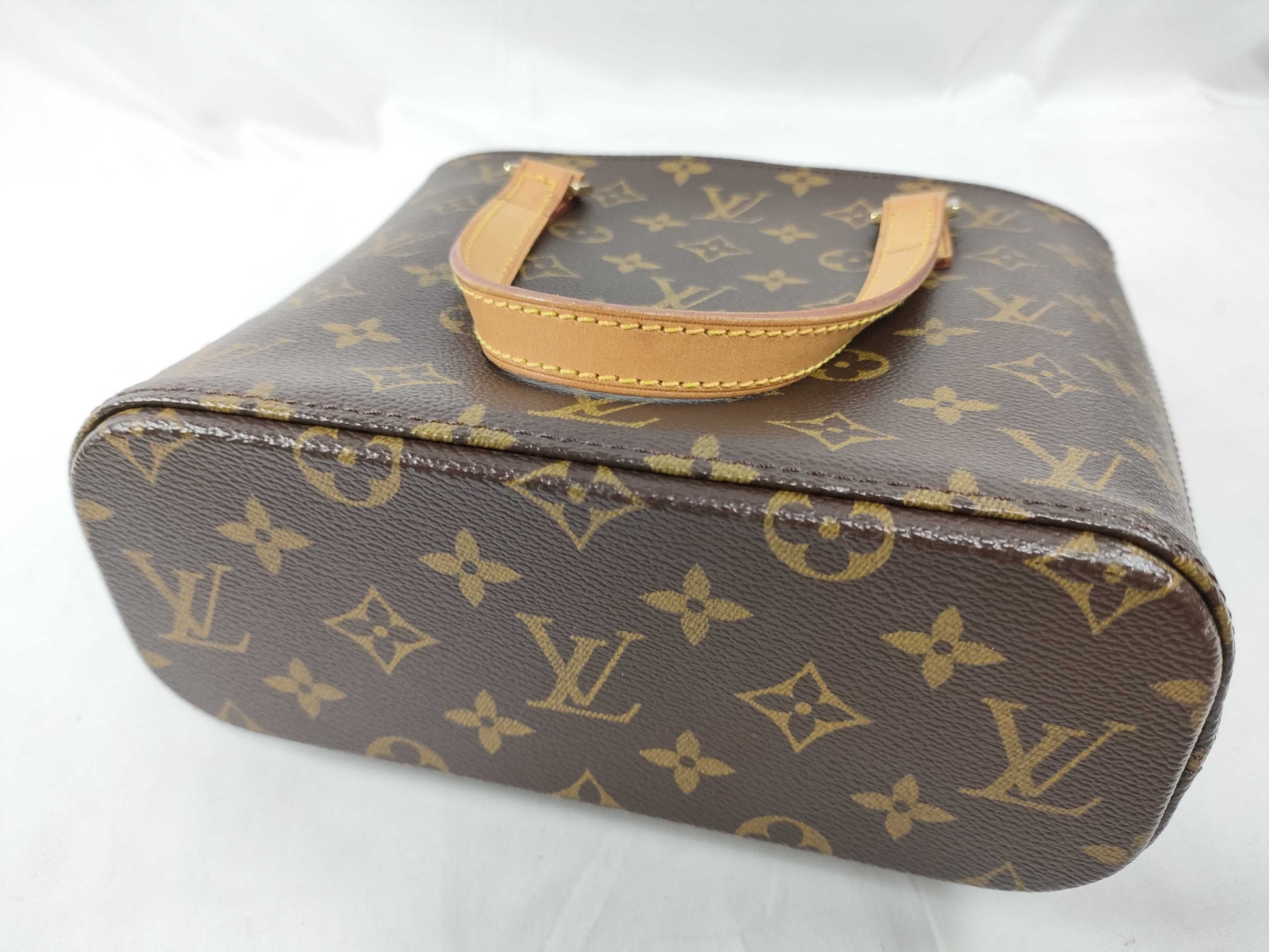 LOUIS VUITTON Monogram Vuitton Vavin PM Monogram Handbag Tote Bag