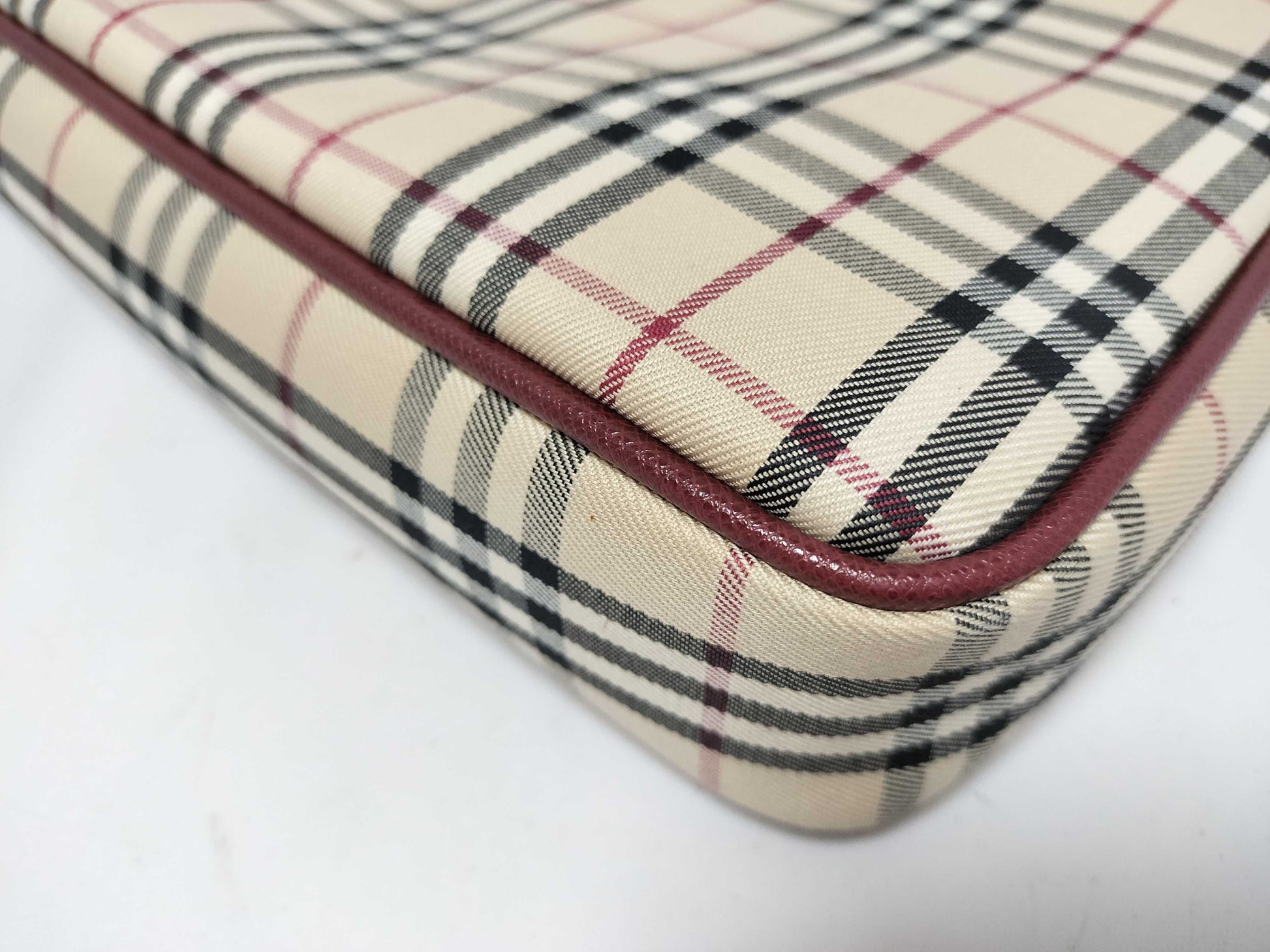 BURBERRY Nova Check Shoulder Bag