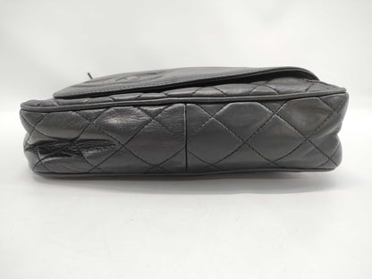 CHANEL Fringe Chain Shoulder Bag with Seal