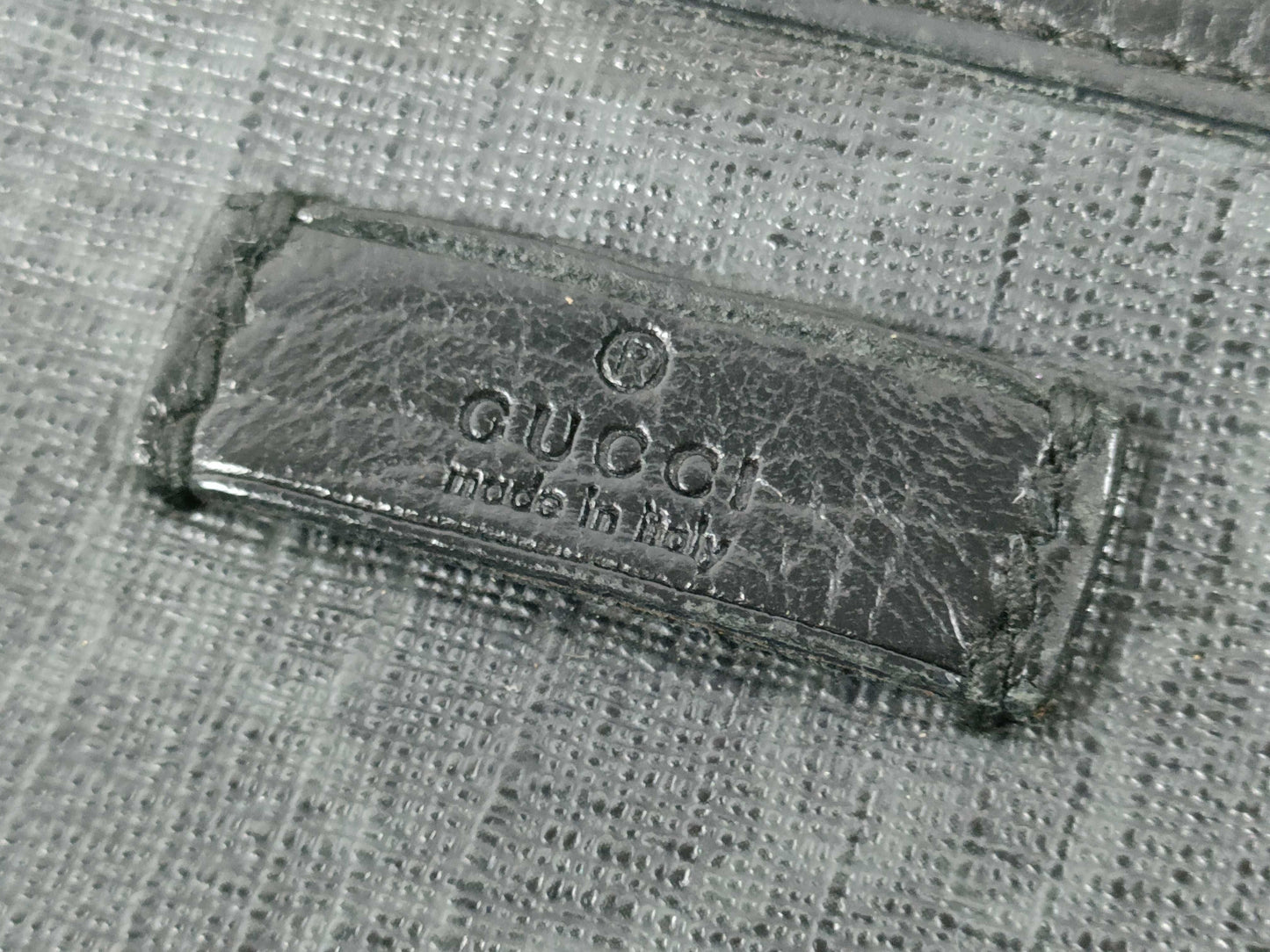 GUCCI GG Supreme Black Shoulder Bag