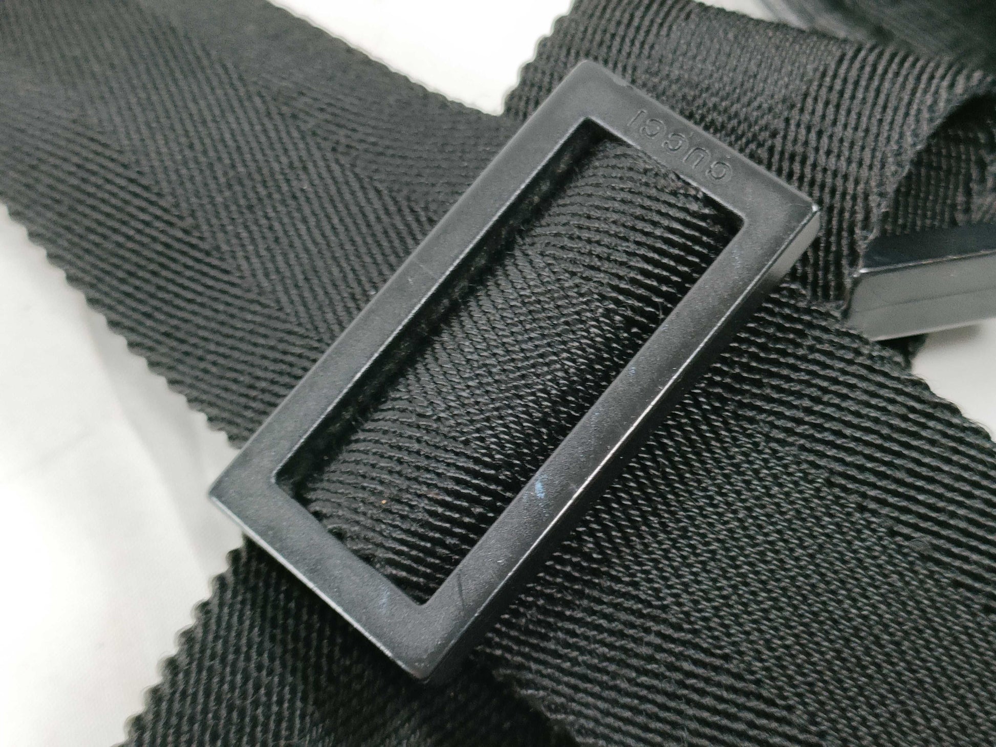 GUCCI GG Supreme Black Shoulder Bag