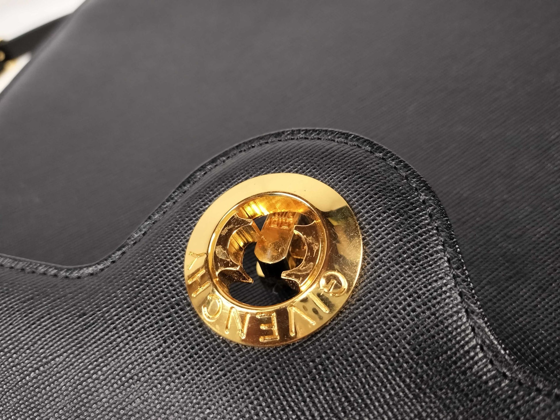 GIVENCHY Turnlock 2-way shoulder bag/handbag