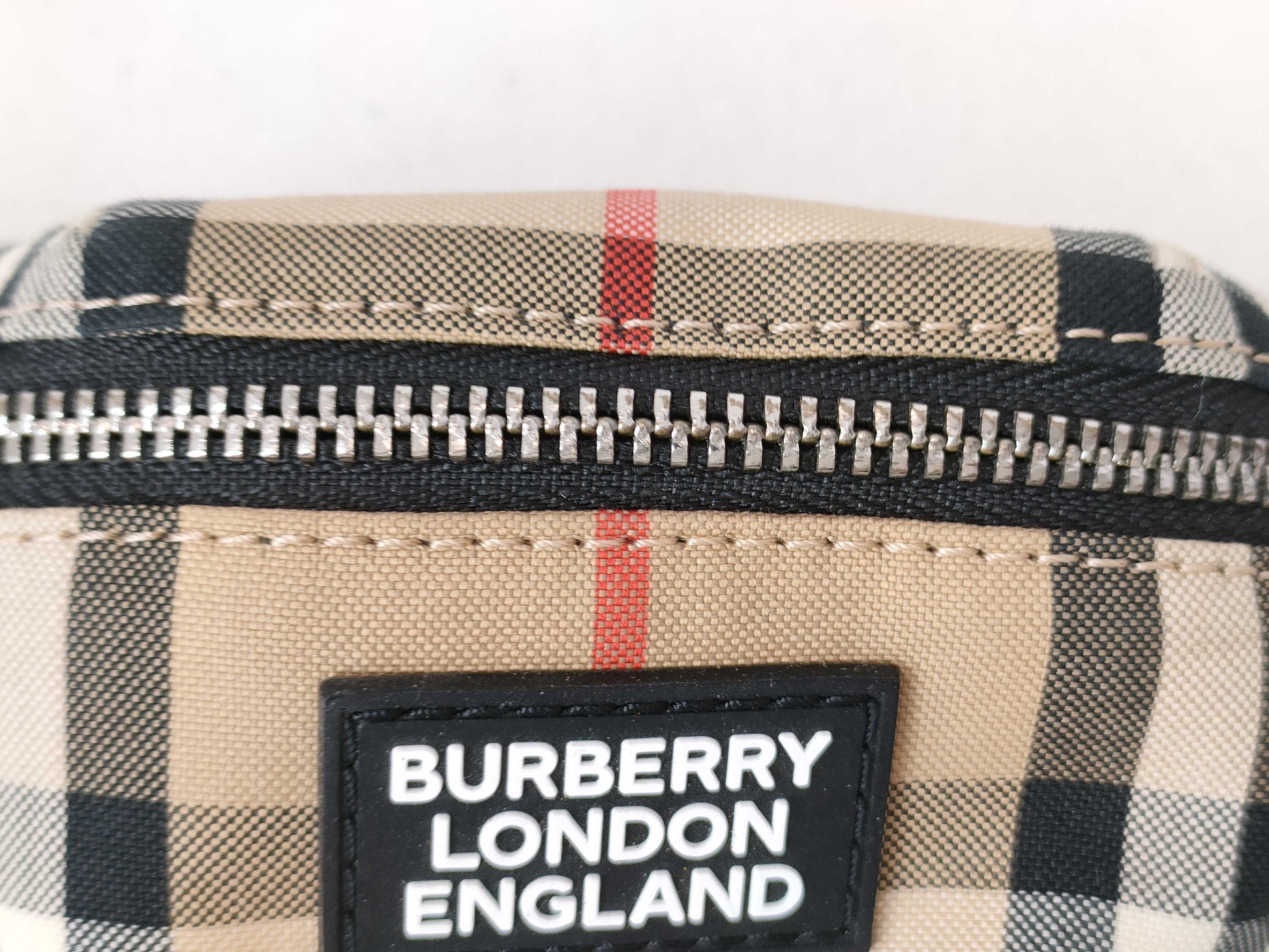 BURBERRY Nova Check Mini Pouch