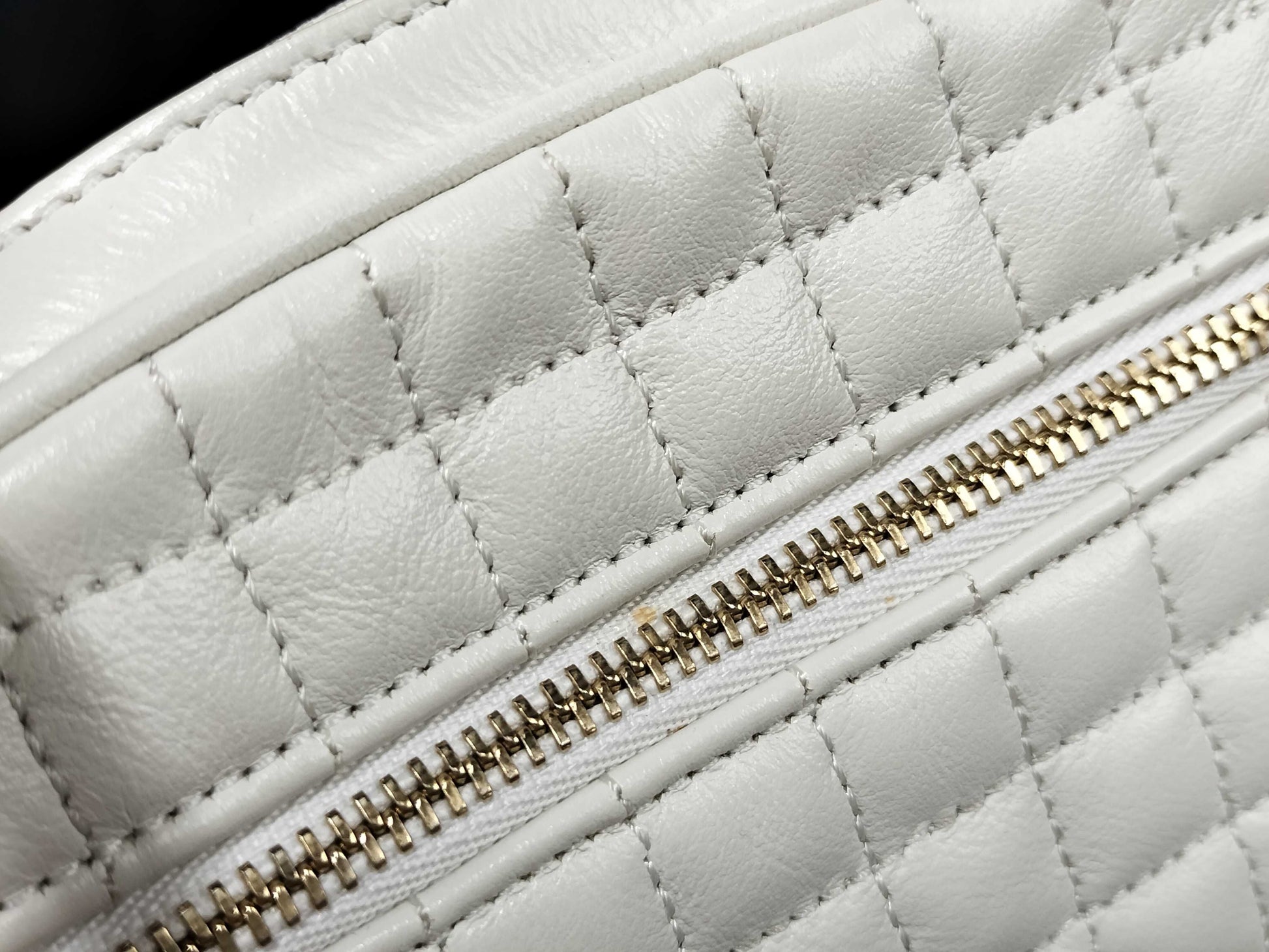 CELINE C Charm Quilted Shoulder Bag
