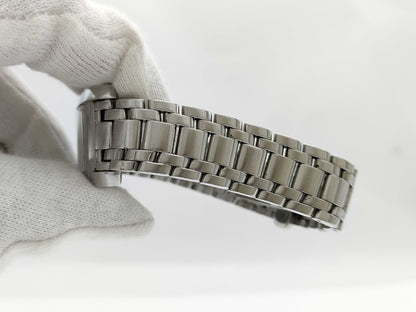 FENDI 087-7000L-370 Quartz Shell Dial Non-Moving Women's Watch