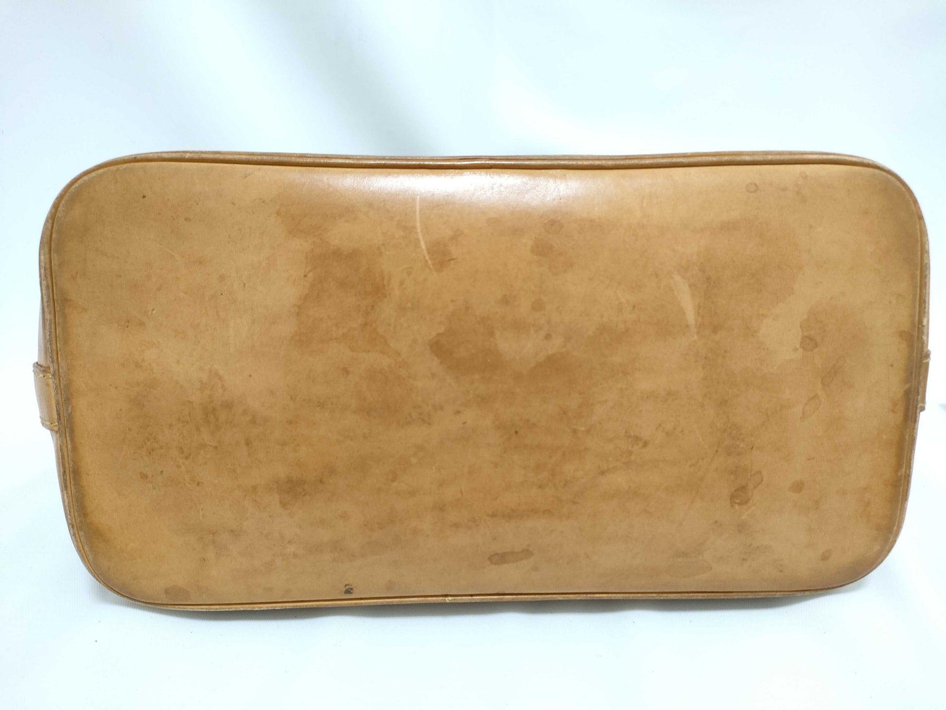 LOUIS VUITTON RFID verification failed. Monogram Louis Vuitton Monogram Alma handbag.