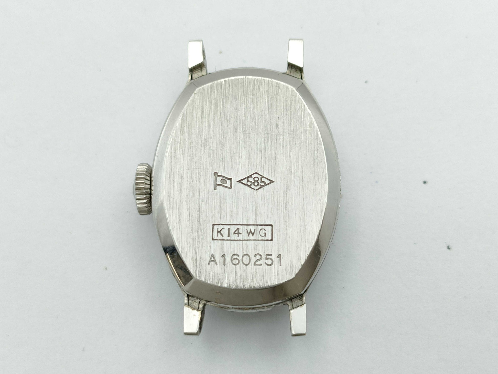 A160251 Hand-wound K14 ladies' watch