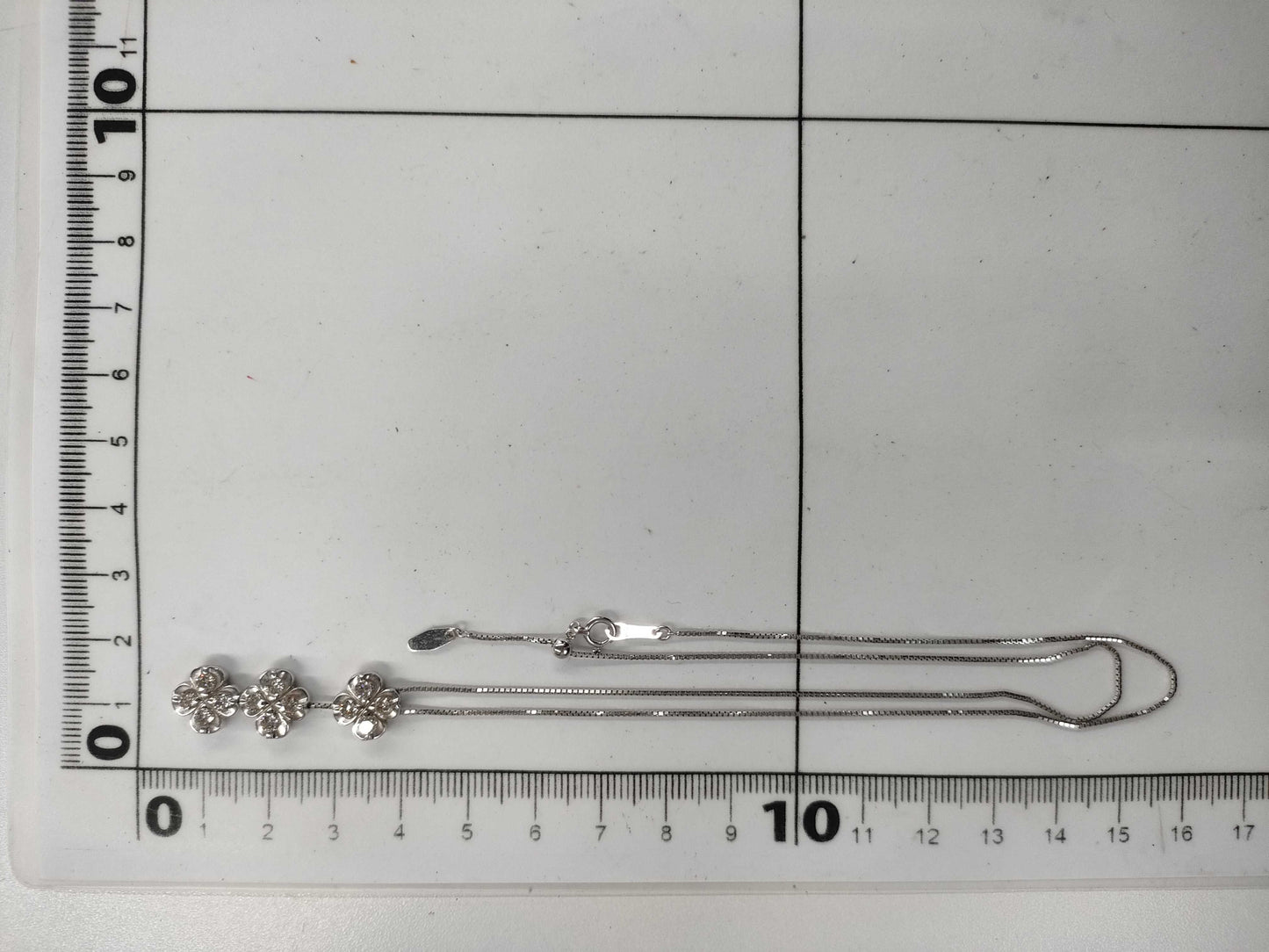 D1.00ct K18WG 7.5g Necklace 