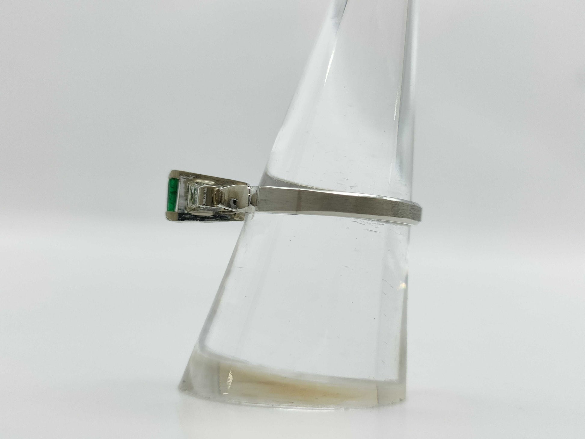 Emerald D0.35ct Pt900 5.0g Ring 