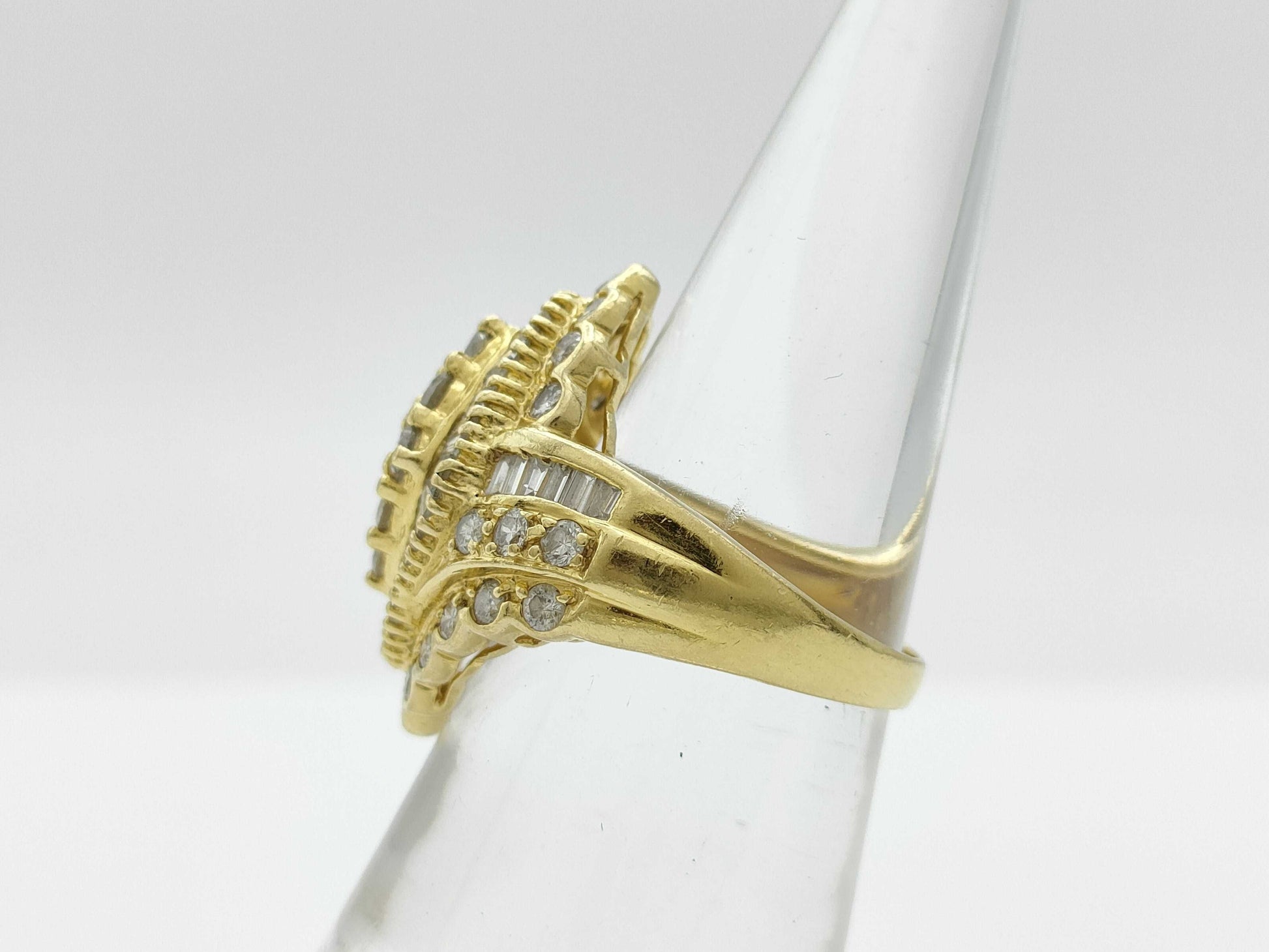 D2.00ct K18 7.5g Ring 
