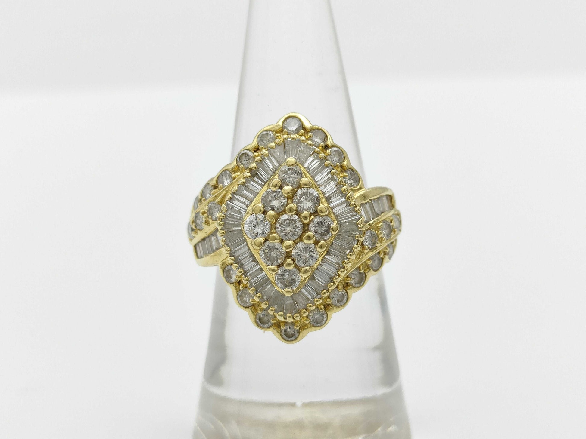 D2.00ct K18 7.5g Ring 