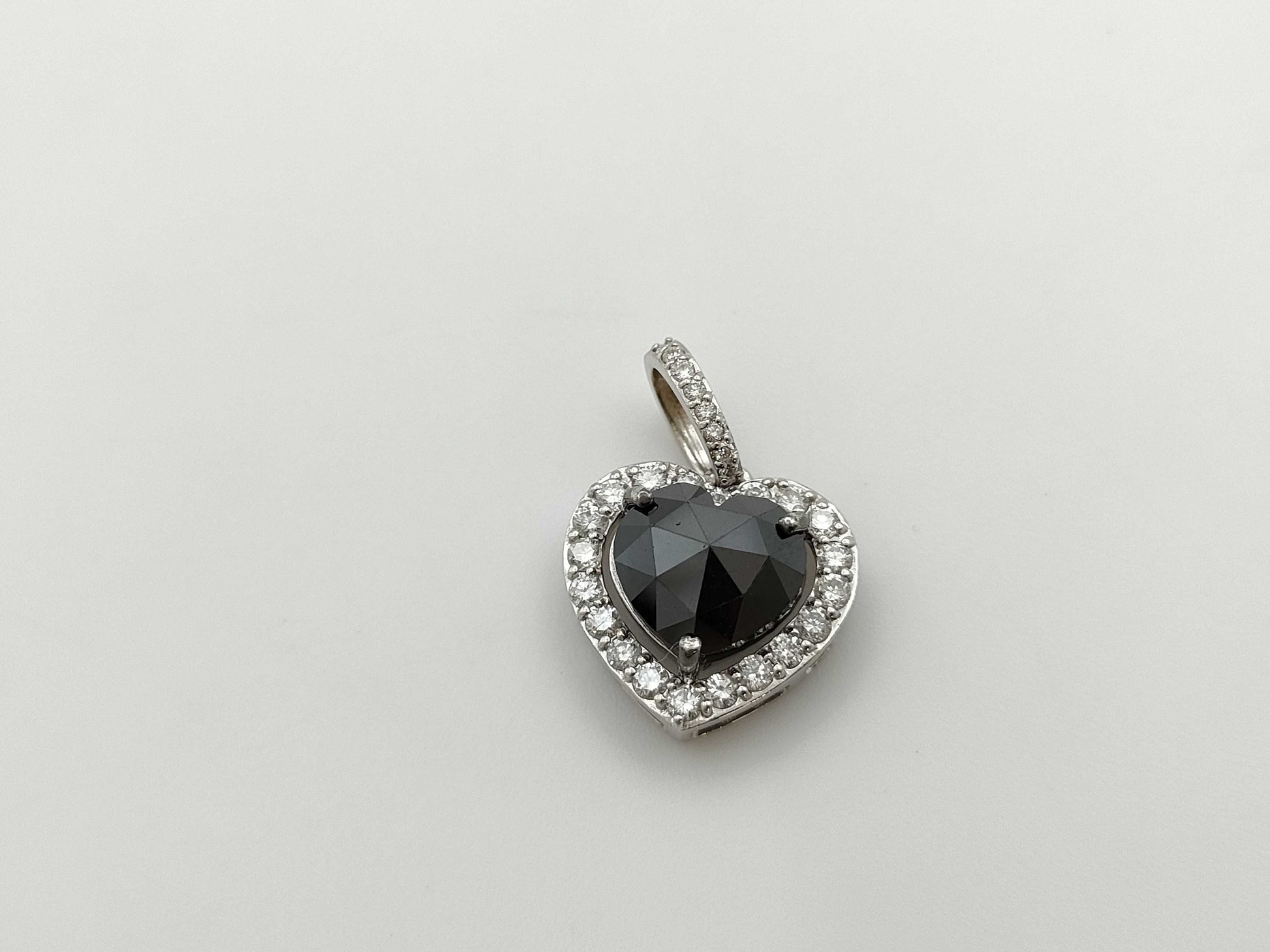 BLKD2.58ct D0.43ct K18WG 3.0g Pendant Top 