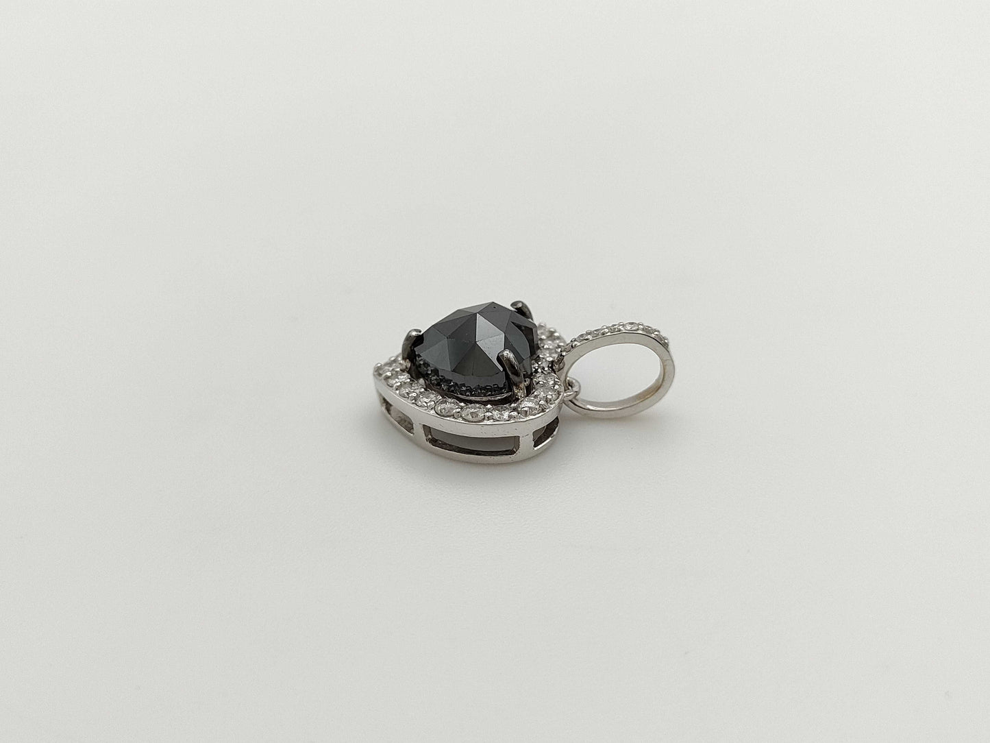 BLKD2.58ct D0.43ct K18WG 3.0g Pendant Top 