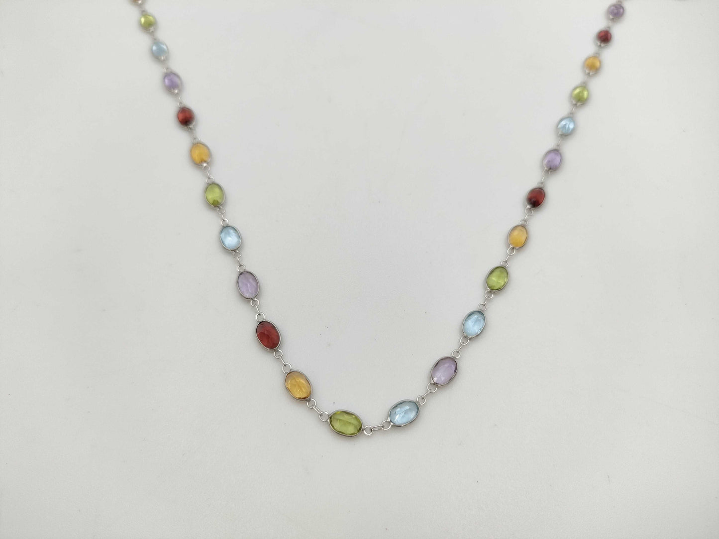 Colored Stone Multi 750 15.7g Necklace 